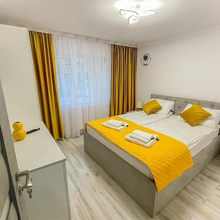 Loghin Residence Suceava Extérieur photo